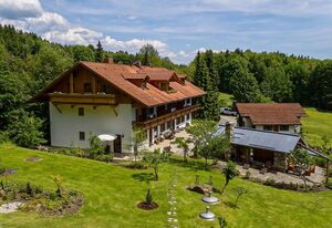 Haus Jägerfleck – Familienwohnung Lusen mit großer Terrasse