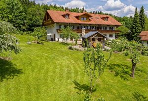 Haus Jägerfleck – Familienwohnung Lusen mit großer Terrasse