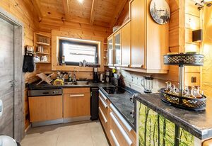 Blockhaus am Baumwipfelpfad – kleine Ferienwohnung - Spechthöhle