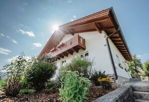 Ferienwohnungen Knaus – Ferienwohnung mit Balkon