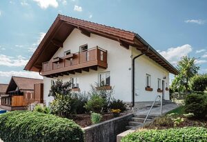 Ferienwohnungen Knaus – Ferienwohnung mit Balkon