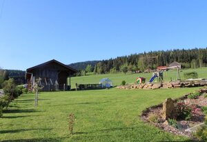 Ferienwohnung Schwarz – Ferienwohnung mit Terrasse