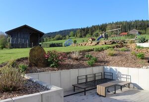Ferienwohnung Schwarz – Ferienwohnung mit Terrasse