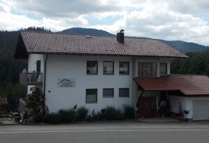 Ferienwohnungen "Dimpfl-Stadl" – Fewo.  Arber 70 qm mit Balkon