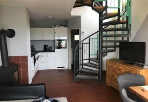 Ferienbungalow mit Blick auf das Wasser