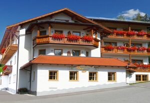 GarniHotel "zur Linde" – Doppelzimmer Superior (29 m²) mit Balkon