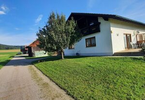 Ferienwohnung Wenzl – Ferienwohnung mit Balkon 115 qm