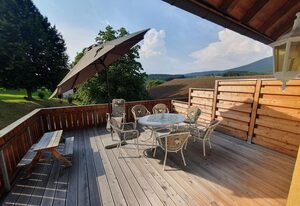 Ferienwohnung "SonnenZeit" – Ferienwohnung mit großer Südwest-Terrasse & unbegrenztem Osserbad-Zugang
