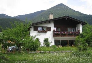Haus Strillinger, Kreuth-Riedlern – Ferienwohnung Strillinger