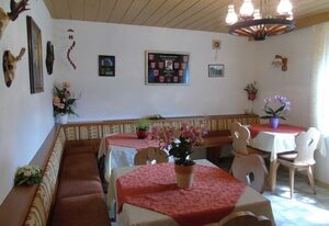 Pension Haus Waldesruh – Ferienwohnung – 76m² mit separatem Eingang