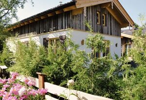 DIE ZWEI CHALETS am Tegernsee – s'Gloane