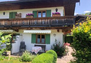 Gästehaus Kögl - Ferienwohnungen – Ferienwohnung Riederstein