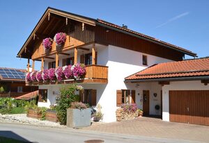 Ferienwohnungen Haus Sonnbichl, Josef und Martina Greipl – HOAMATGFUI