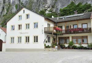 Pension Holzapfel – Doppelzimmer mit WLAN, 16qm