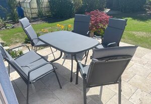 Ferienwohnung Doline – Ferienwohnung mit Garten