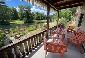 Ferienhaus am blauen Wasser