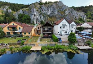 Ferienhaus am blauen Wasser