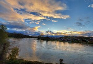 Ferienwohnung und Zimmer zum Donaublick – FeWo mit Outdoor-Whirlpool