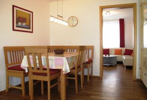 Ferienwohnung Schuster – Ferienwohnung, 55qm, 1 Schlafzimmer, Küche extra, TV, Telefon, Fön, Terrasse