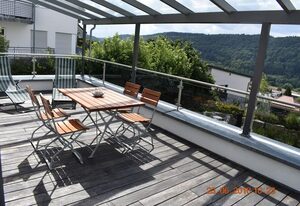 Ferienwohnungen an der Liebesleite – Ferienwohnung an der Liebesleite I;  65m² mit überdachter Terrasse, Panoramablick & WLAN