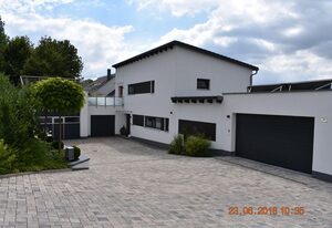 Ferienwohnungen an der Liebesleite – Ferienwohnung an der Liebesleite I;  65m² mit überdachter Terrasse, Panoramablick & WLAN