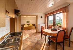 Ferienwohnung Haus Hanni – gemütliche Ferienwohnung (60qm) für 4 Personen mit Balkon