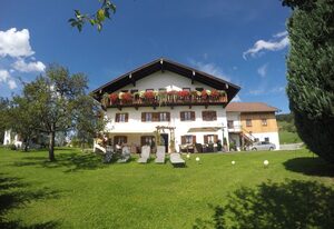Hainbuchhof – Doppelzimmer Nr. 3, Nichtraucher, Dusche/WC, Radio, Föhn