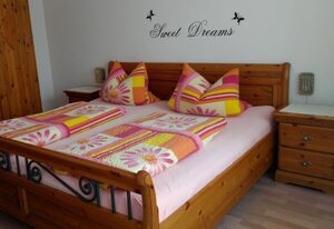Ferienwohnung Wibmer – Ferienwohnung (60 qm) mit möblierter Sonnenterrasse