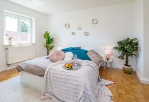1OG mitte helle 70m 2 Zimmer Wohnung nähe Salzburg
