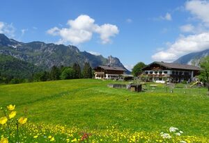 Unterthürlehen – Ferienwohnung Götschen, 50qm für 2 Pers.+ 1 Kind, 1 Schlafzimmer, 1 Kinderzimmer, Balkon
