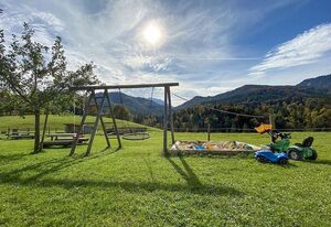 Unterthürlehen – Ferienwohnung Götschen, 50qm für 2 Pers.+ 1 Kind, 1 Schlafzimmer, 1 Kinderzimmer, Balkon