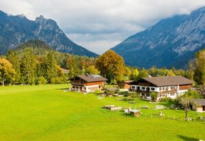 Unterthürlehen – Ferienwohnung Götschen, 50qm für 2 Pers.+ 1 Kind, 1 Schlafzimmer, 1 Kinderzimmer, Balkon
