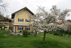 Ferienhaus Mühlfeldner – Ferienhaus 86 qm, 2 Schlafzimmer, Wohnzimmer mit Schlafcouch, Terrasse und Garten