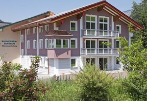 Haus Hirschau – Hoher Göll, 1-2 Pers., 72 m², SZ, Wohnzimmer, Kochnische, Badewanne, Du/WC, Bk