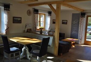 Ferienwohnung Reiter – Barrierefreie Ferienwohnung 94 qm, 3 separate Schlafzimmer, Terrasse