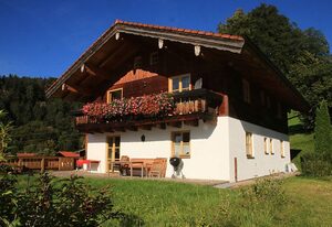 Ferienwohnung Haus Mitterbarmstein – Ferienwohnung Salzburg für 1-3 Personen
