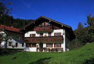Ferienwohnung Haus Mitterbarmstein – Ferienwohnung Salzburg für 1-3 Personen