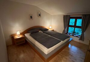 FeWo Haus am Wald – Ferienwohnung Karo