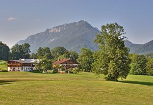 Ferienwohnungen Kressenlehen – FeWo 1 - Watzmannblick, für  1-4 Pers., ca. 55 qm, 1 Schlafzimmer, Wohnschlafraum, Küchenzeile, Du/WC, Balkon
