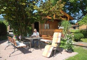 Gästehaus Binder – Doppelzimmer mit Dusche/WC, Balkon oder Terrasse