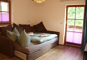 FEWO Wimmer – Ferienwohnung, ca. 70m², 1-4 Pers., 1SZ, WSZ, Kü, DU/WC, Bk