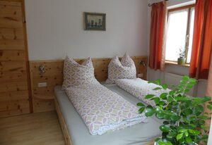 Ferienwohnung Max Fegg – Ferienwohnung Fegg, 33m², EG, 1 Schlafzimmer, Terrasse, Sat-TV, 2 Pers.