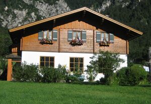 Bognerlehen Katharina Kurz – Ferienwohnung 3 Watzmann für 1-4 Personen, ca. 82 m², 2 SZ, DU/WC, extra WC, Bk