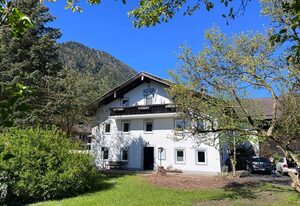 Der Erberbauer – Urig-charmantes Einzelzimmer "Franz" mit Bergblick und Balkon