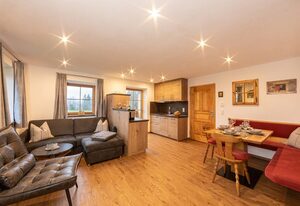 Haus Unterstöberl – Ferienwohnung Watzmann 40qm, 1-2 Personen, 1 Schlafzimmer, Wohnküche, Bad/WC,