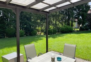 Ferienwohnung Gausburg – große Ferienwohnung für 2 - 3 Personen, 80qm, 2 Schlafzimmer, überdachte Terrasse