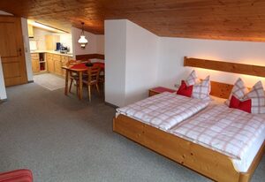 Landhaus Schmid – Ferienwohnung Nr. 4, Schlafende Hexe, für 1 bis 2 Personen, 50 qm