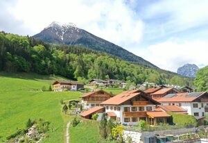 Ferienwohnung Haus am Kurpark – Ferienwohnung mit Bergblick in ruhiger Lage, 2 Balkone, WLAN,58 qm, 1-2 Personen