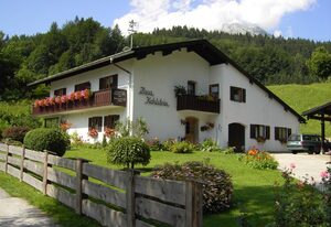 Haus Kehlstein Ferienwohnungen – Ferienwohnung für 1-2 Personen, 33 qm, Balkon, TV, W-LAN, Frühstück möglich!