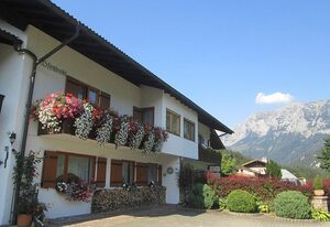 Haus Öfenbichl Ferienwohnungen – Ferienwohnung 4, 1-3 Personen, 38 qm, Bad/WC, TV, Klimaanlage, 2 Schlafzimmer, ohne Balkon, Nichtraucher